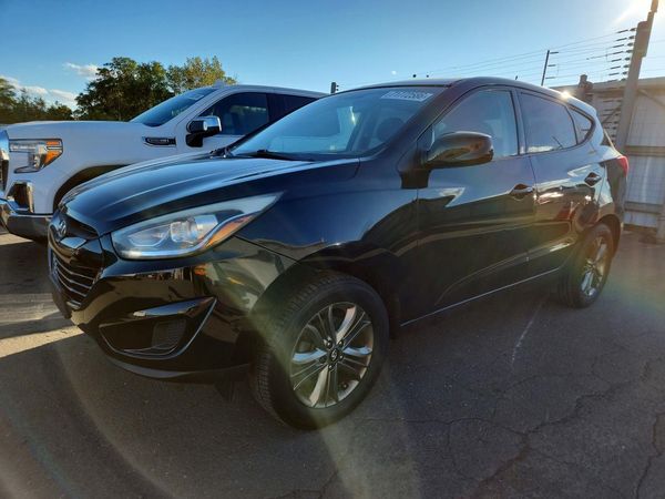 2014 HYUNDAI TUCSON GL (Middle-low Level) — Front 3/4