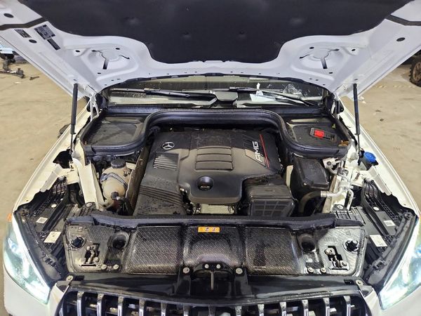 2022 MERCEDES-BENZ GLE COUPE AMG GLE53 4MATIC+ — Engine bay