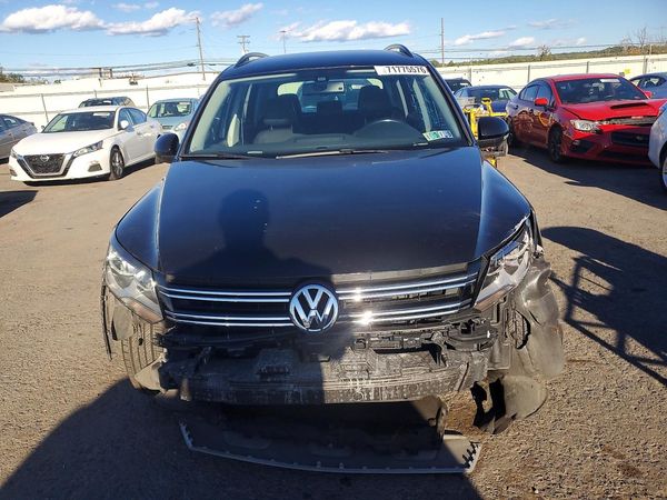 2017 VOLKSWAGEN TIGUAN — DIRF