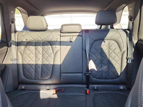 2026 BMW X5 xDrive40 — SUVN