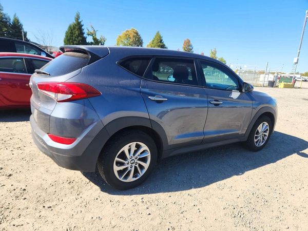 2018 HYUNDAI TUCSON SE Standard — PSRA
