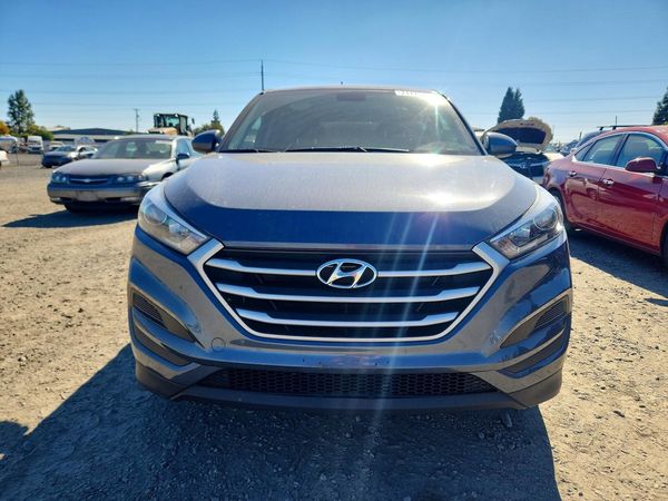 2018 HYUNDAI TUCSON SE Standard — DIRF
