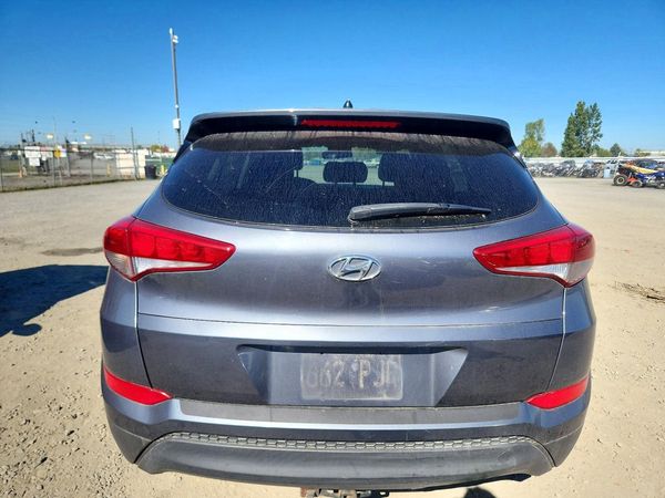 2018 HYUNDAI TUCSON SE Standard — DIRR
