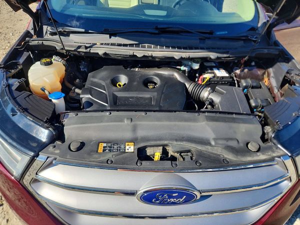 2017 FORD EDGE SEL — Engine bay