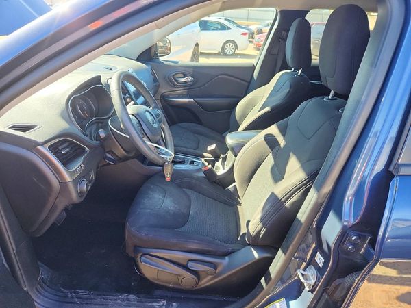 2020 JEEP CHEROKEE — DENT