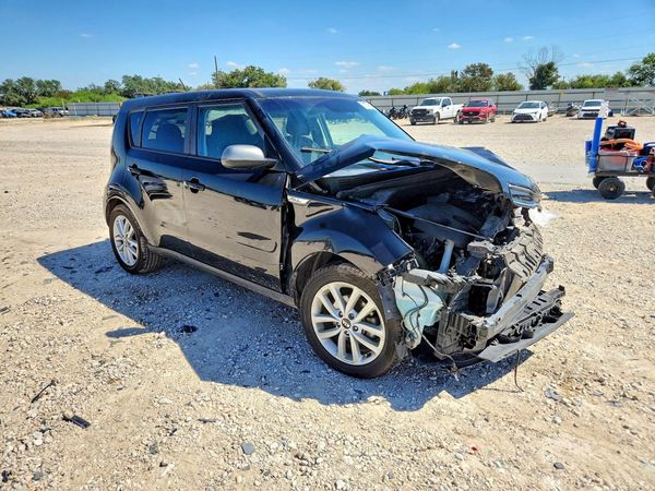 2018 KIA SOUL Plus — Passenger 3/4