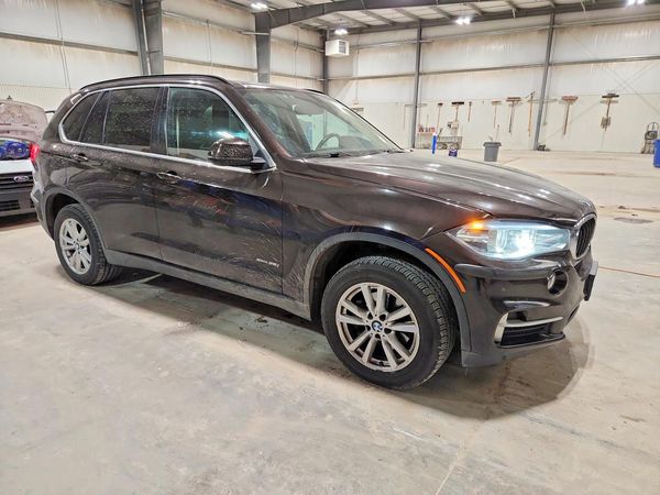 2014 BMW X5 xDrive35i — Passenger 3/4