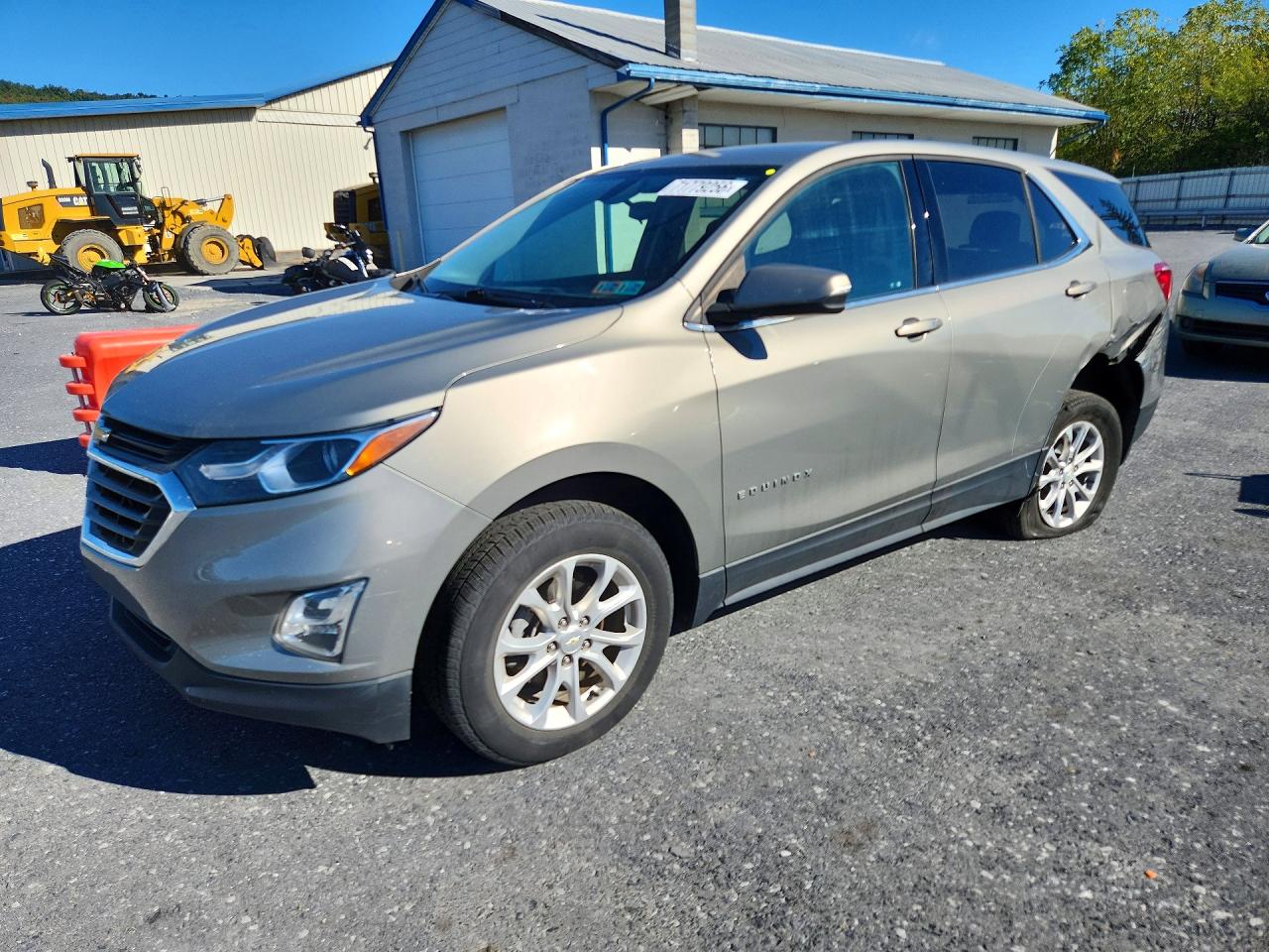 2019 CHEVROLET EQUINOX LT (1LT) — Front 3/4