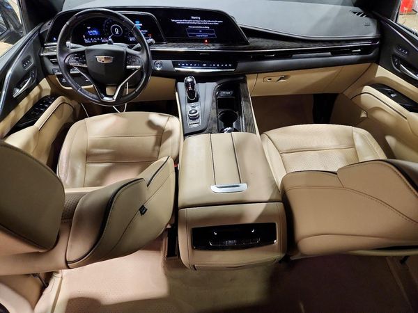 2024 CADILLAC ESCALADE Premium Luxury — CKPT