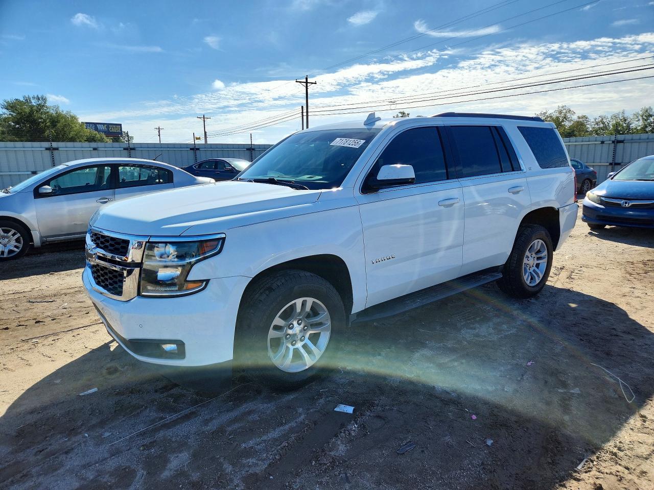 2016 CHEVROLET TAHOE LT — Front 3/4