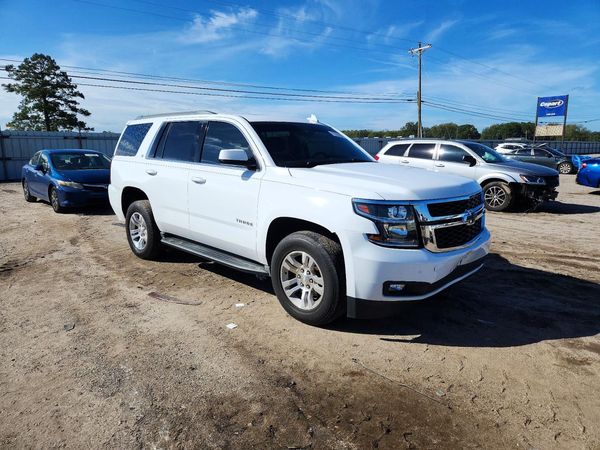 2016 CHEVROLET TAHOE LT — Passenger 3/4