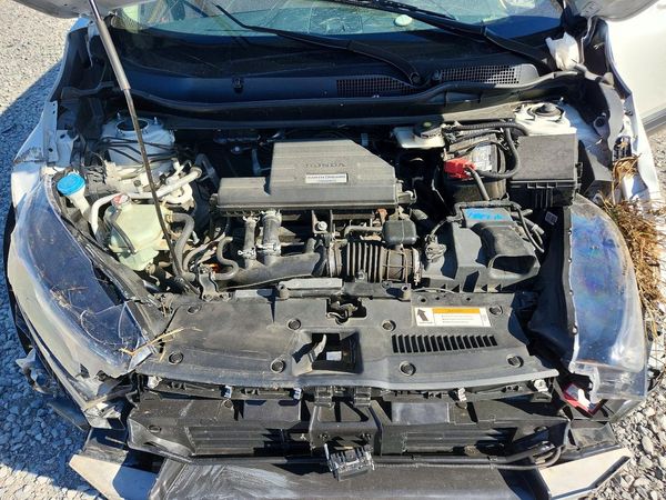 2019 HONDA CRV EX — Engine bay