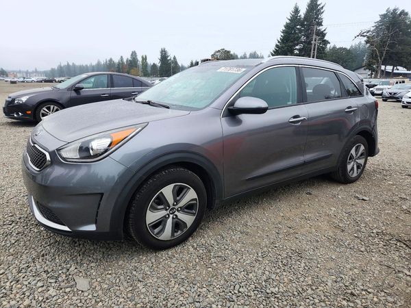 2018 KIA NIRO FE (HEV), LX (HEV) — Front 3/4