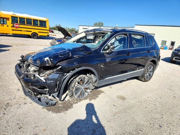 2019 VOLKSWAGEN TIGUAN — Front 3/4