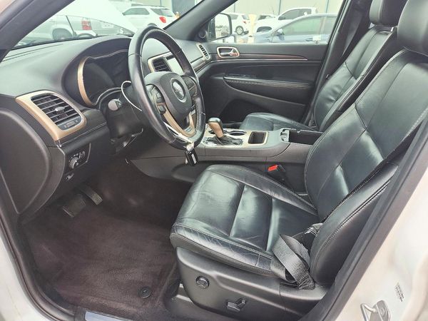 2017 JEEP CHEROKEE Limited — DENT