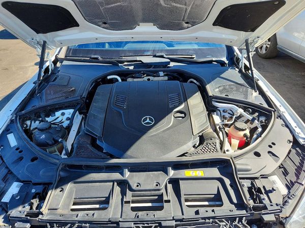 2022 MERCEDES-BENZ S S580 4MATIC — Engine bay