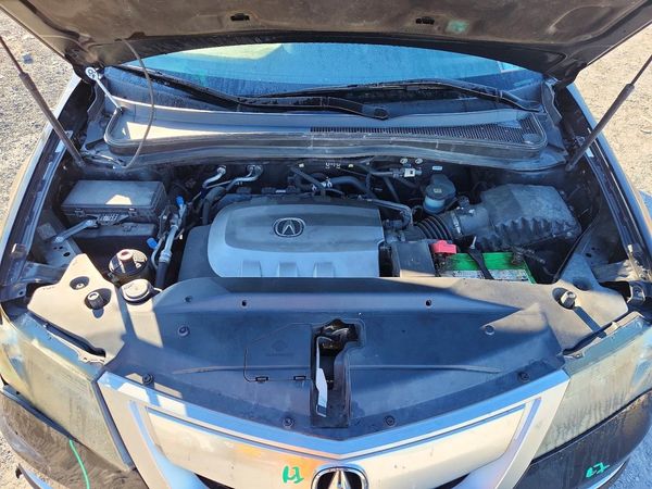 2013 ACURA MDX Tech Ent. — Engine bay