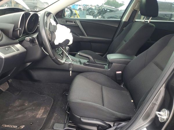 2012 MAZDA 3 Touring/GS — DENT