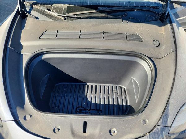 2023 TESLA MODEL Y — Engine bay