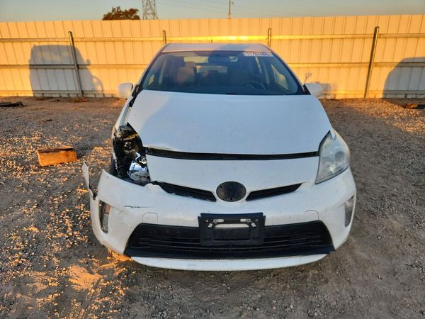 2015 TOYOTA PRIUS — DIRF