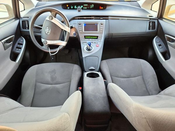 2015 TOYOTA PRIUS — CKPT