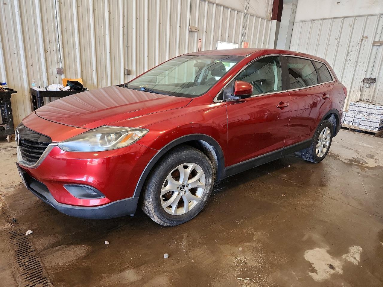 2013 MAZDA CX-9 Touring/GS — Front 3/4