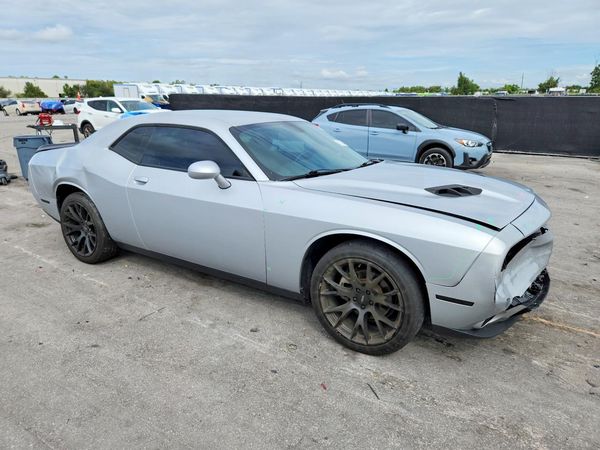 2023 DODGE CHALLENGER SXT — Passenger 3/4