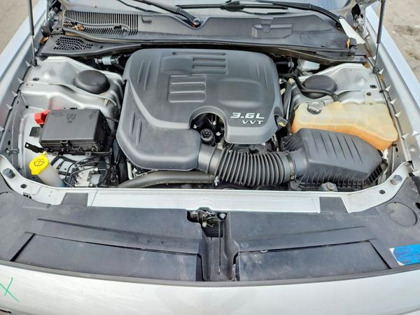 2023 DODGE CHALLENGER SXT — Engine bay