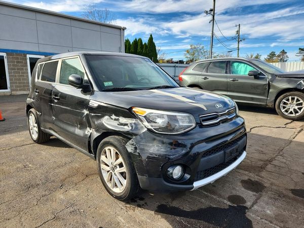 2018 KIA SOUL Plus — Passenger 3/4