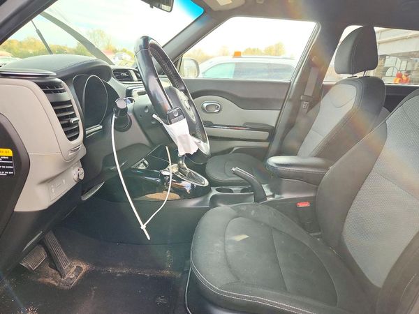 2018 KIA SOUL Plus — DENT