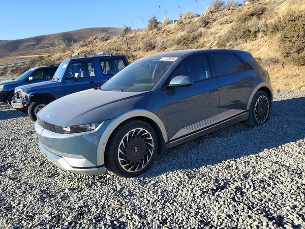 2023 HYUNDAI IONIQ Limited — Front 3/4
