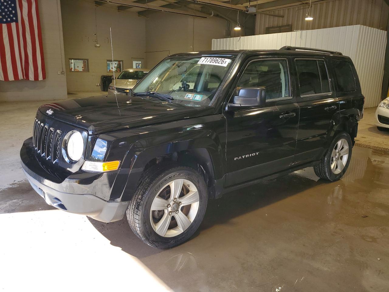 2012 JEEP PATRIOT Latitude — Front 3/4