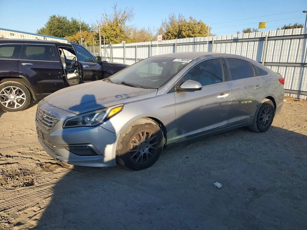 2015 HYUNDAI SONATA SE, ECO — Front 3/4