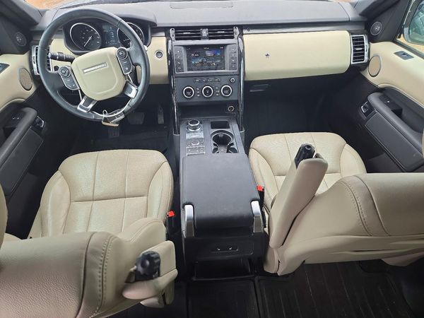 2017 LAND ROVER DISCOVERY SE — CKPT