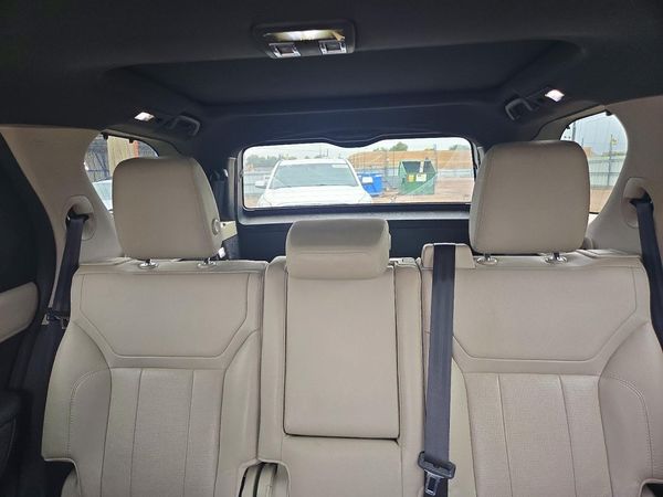 2017 LAND ROVER DISCOVERY SE — SUVN