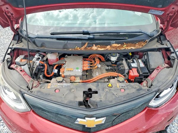 2017 CHEVROLET BOLT Premier — Engine bay