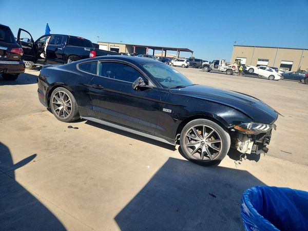 2020 FORD MUSTANG I4 Coupe — Passenger 3/4