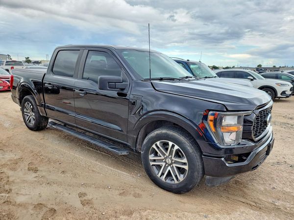 2023 FORD F150 SuperCrew — Passenger 3/4