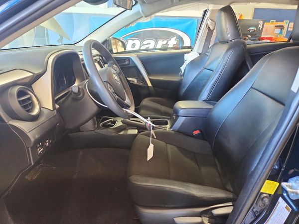 2017 TOYOTA RAV4 LE — DENT