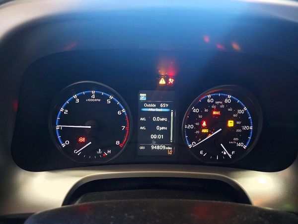 2017 TOYOTA RAV4 LE — ODOM