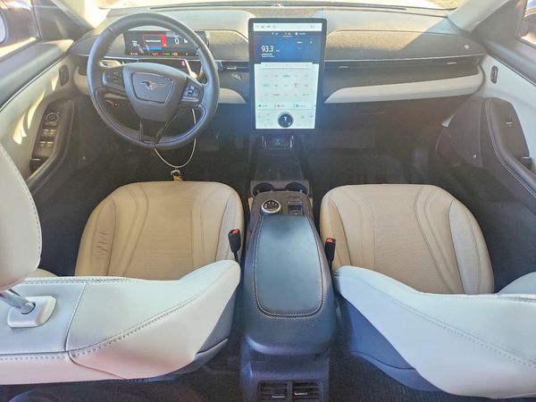 2022 FORD MUSTANG Premium — CKPT