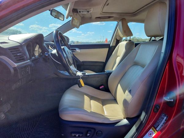 2012 LEXUS CT 200h — DENT