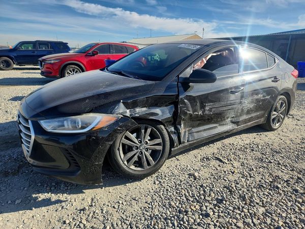 2018 HYUNDAI ELANTRA — Front 3/4