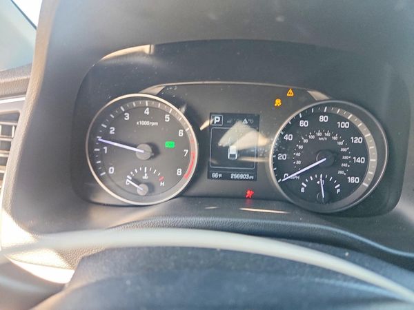2018 HYUNDAI ELANTRA — ODOM