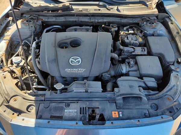 2015 MAZDA 3 SV/Base — Engine bay