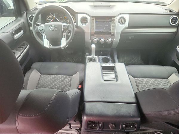 2018 TOYOTA TUNDRA SR5 — CKPT