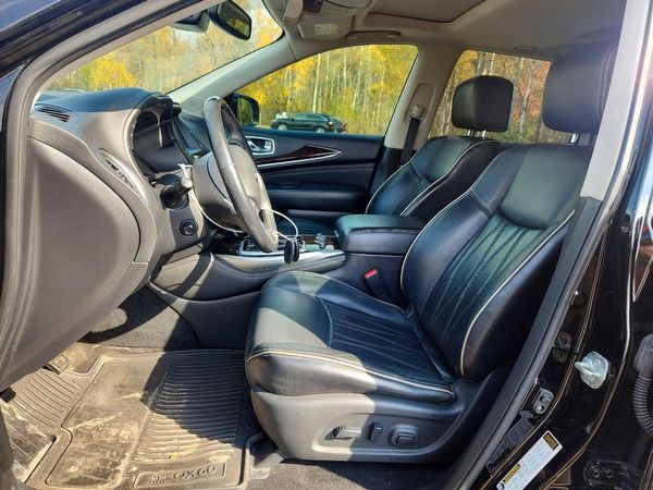 2018 INFINITI QX60 — DENT