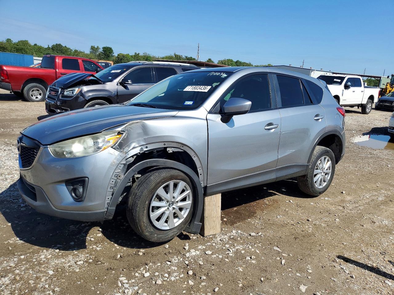 2014 MAZDA CX-5 Touring/GS — Front 3/4