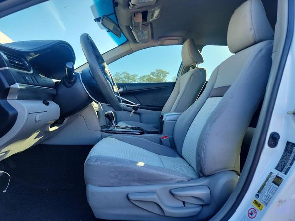 2014 TOYOTA CAMRY — DENT