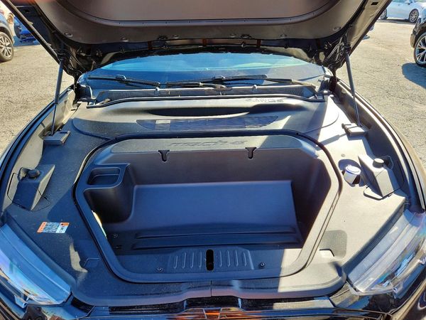 2025 FORD MUSTANG Premium — Engine bay